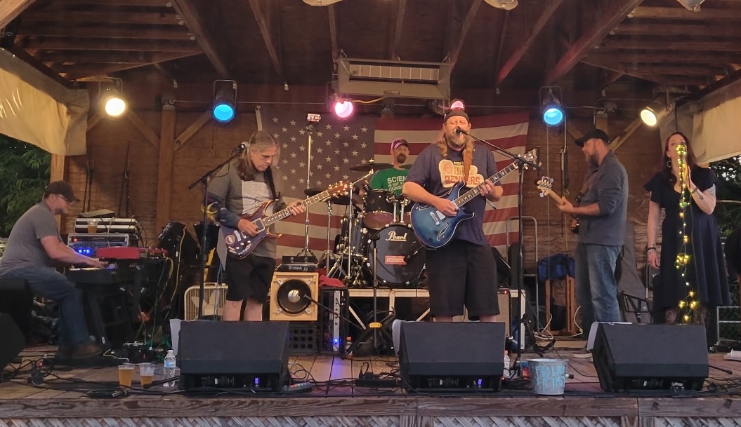 Stellar Rose band photo